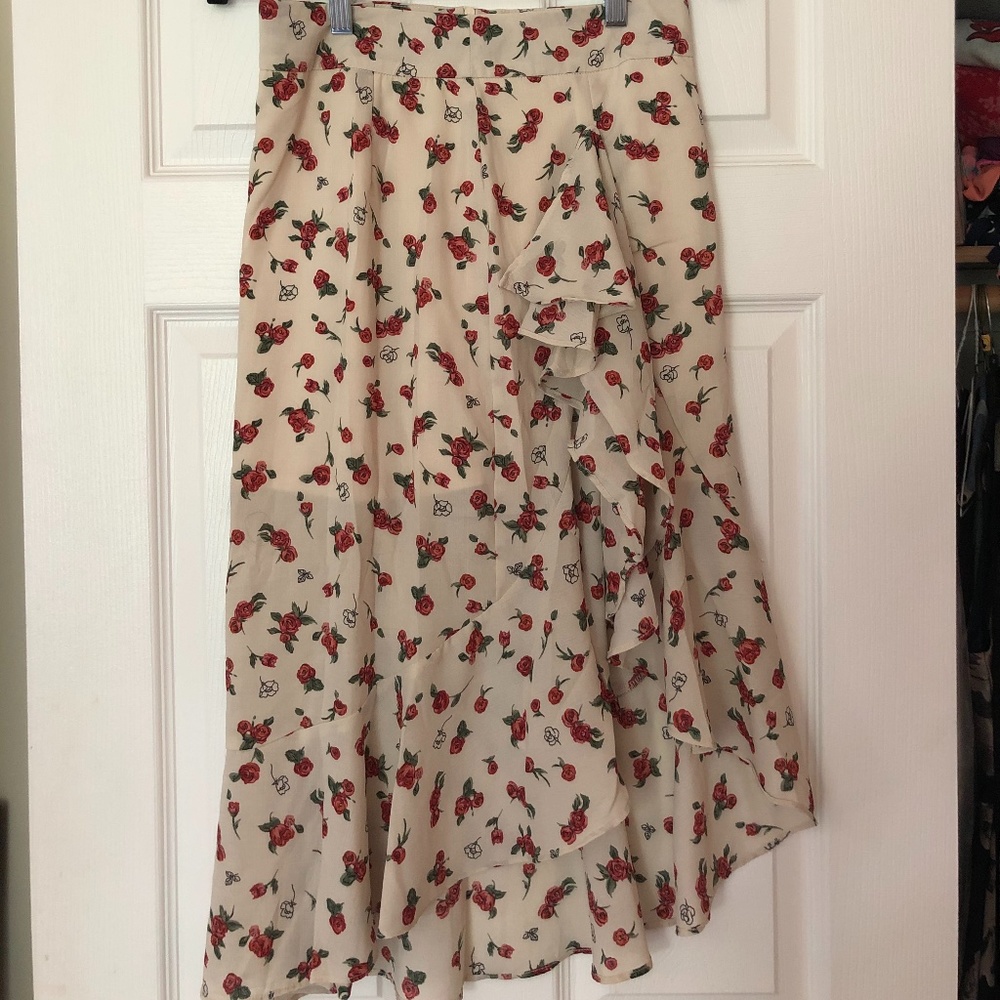 Cream Rose Patterned Wrap Style Midi Skirt
